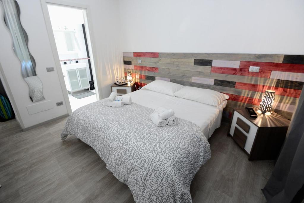 WhatsHouse Roma room 3