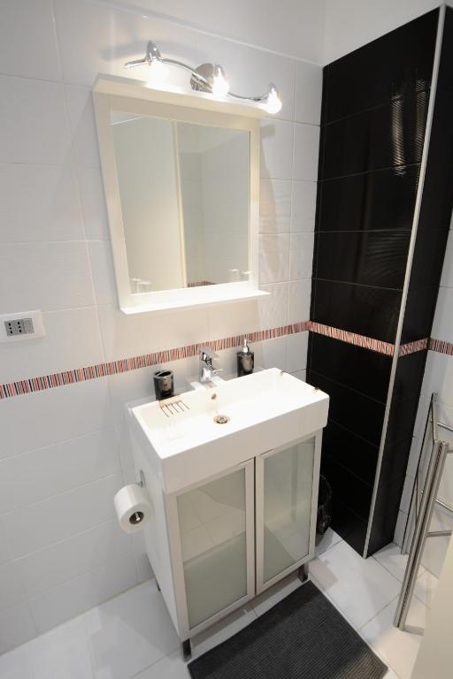 WhatsHouse Roma room 5