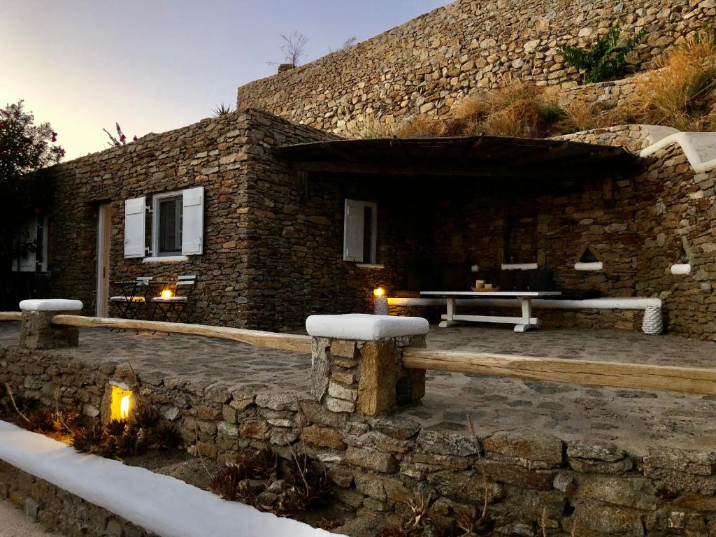 Wood and Stone room 1