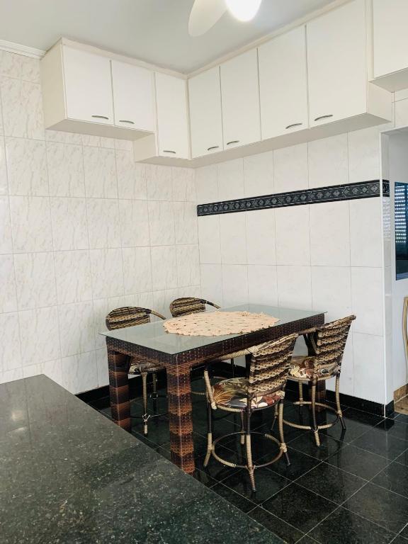 1 dormitório em Santos room 4