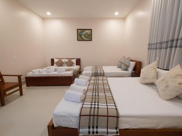 NHÀ NGHỈ HOA PHÁT room 1