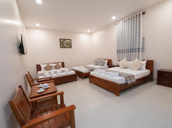 NHÀ NGHỈ HOA PHÁT room 2