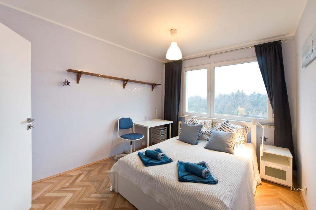 YOURAPART Zaspa room 4