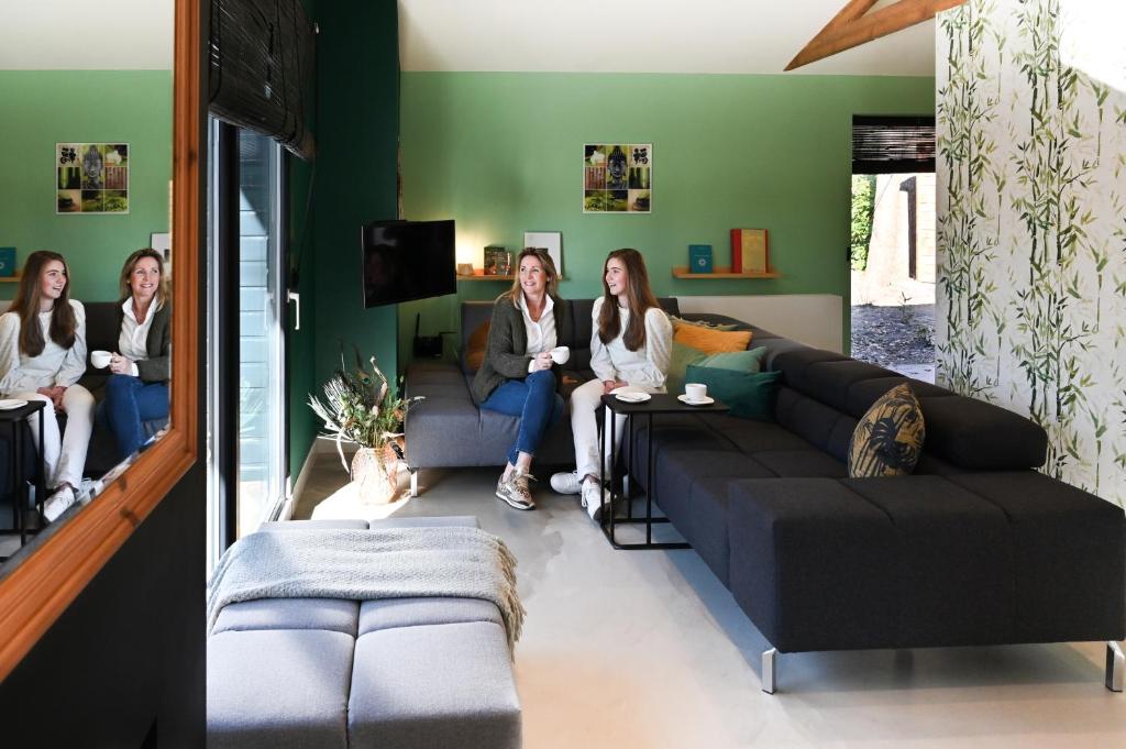 ZEN-bungalow NO 1 met sauna en hottub room 1